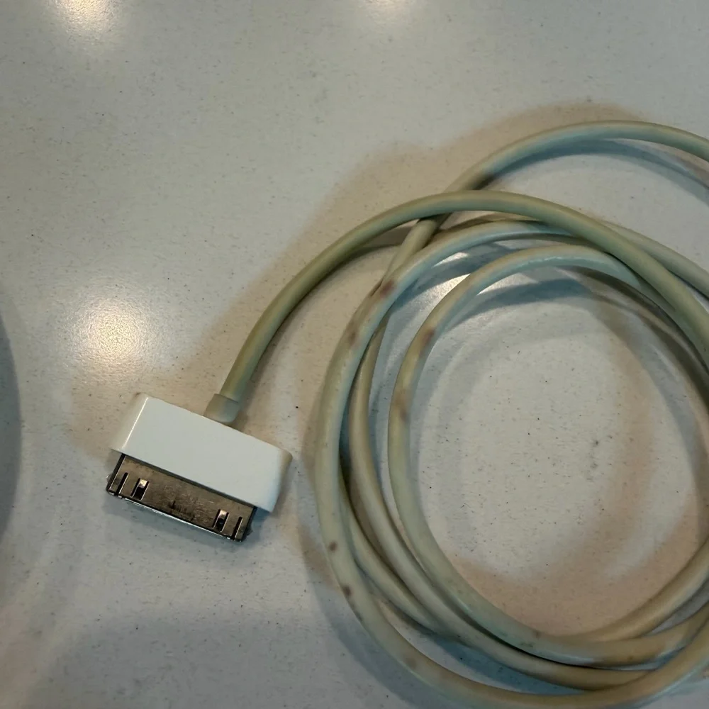 3 iPhone charges